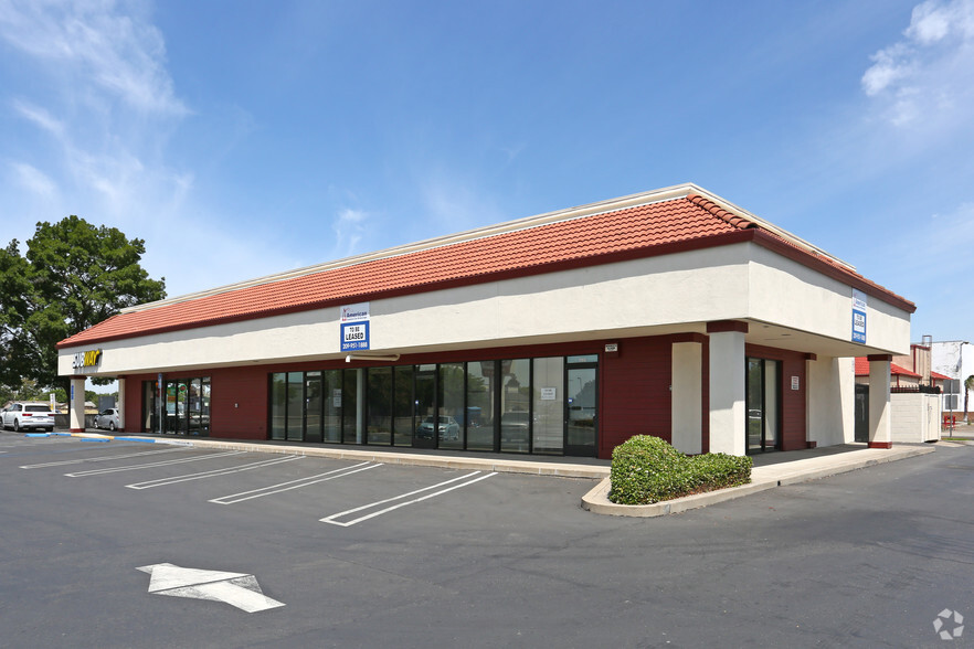 1180-1184 N Main St, Manteca, CA for sale - Primary Photo - Image 1 of 1