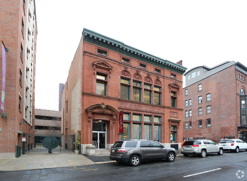 100 Crown St, New Haven, CT for lease - Primary Photo - Image 1 of 21