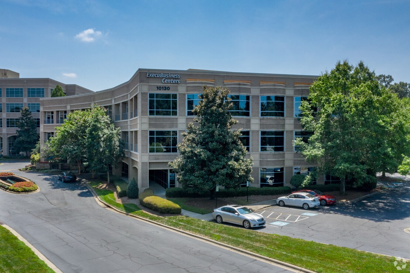 10130 Mallard Creek Rd, Charlotte, NC 28262