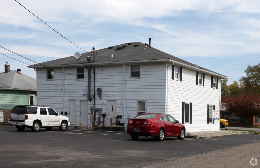 2101-2103 Broadway St, Anderson, IN for lease - Building Photo - Image 3 of 3