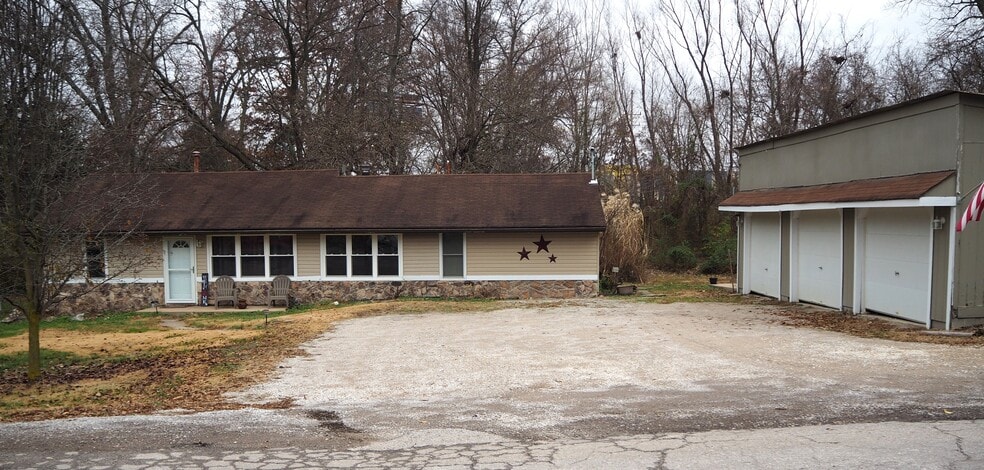 4 Marian Dr, O'Fallon, MO for sale - Primary Photo - Image 1 of 18