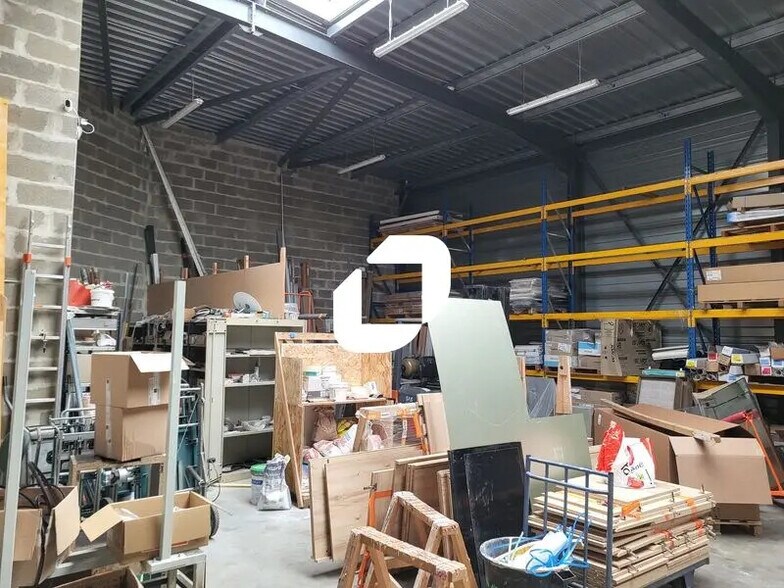 Office in Pessac for lease - Building Photo - Image 3 of 13