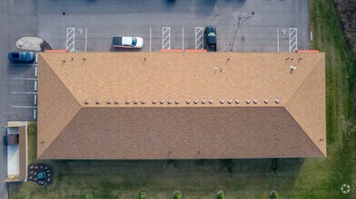 4121-4133 Weaver Ct, Hilliard, OH - AERIAL  map view - Image1