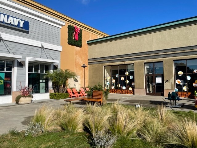 523-2367 S Shore Ctr W, Alameda, CA for lease Building Photo- Image 1 of 1