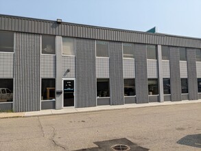 4133-4161 98th St NW, Edmonton, AB for lease Building Photo- Image 1 of 5