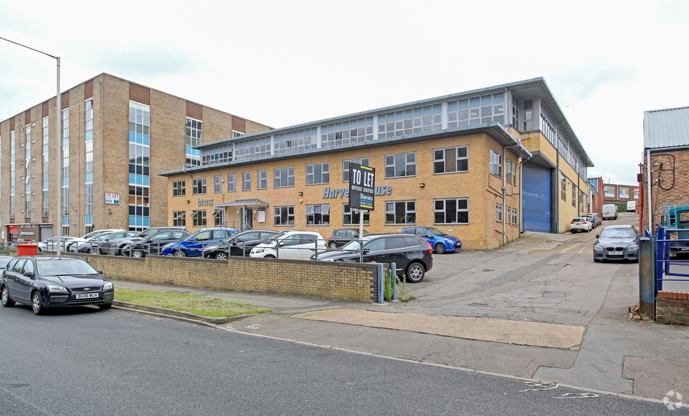 Cranborne Rd, Potters Bar, HRT EN6 3JN