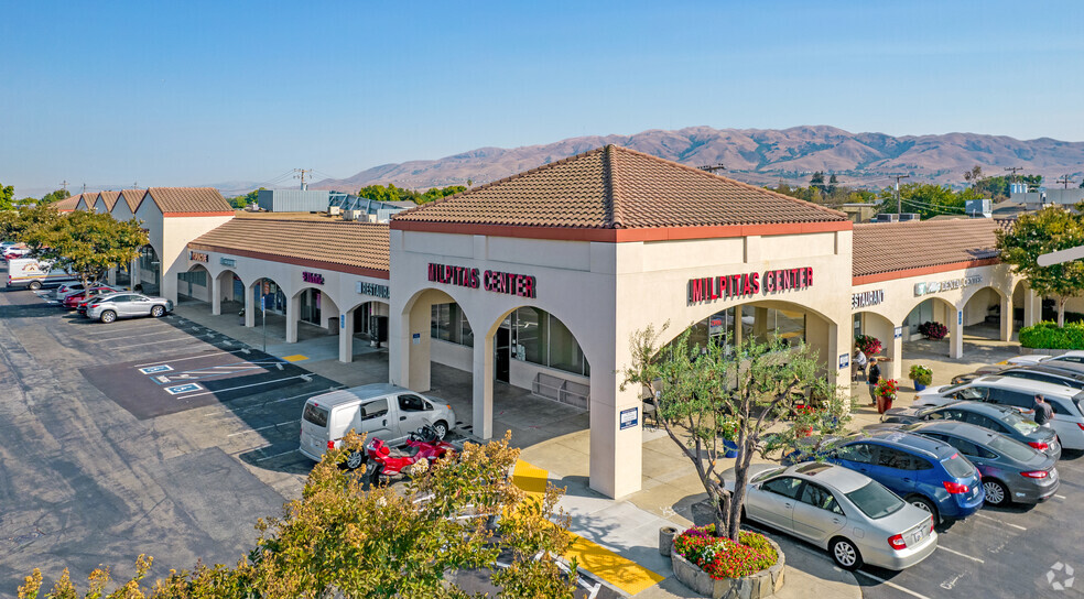 301 W Calaveras Blvd, Milpitas, CA for lease - Building Photo - Image 1 of 33