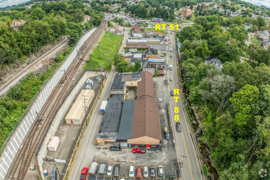 2544-2546 Library Rd, Pittsburgh, PA for lease - Primary Photo - Image 1 of 15