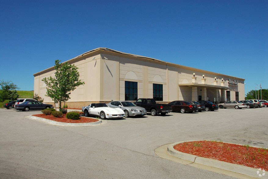 4940 NE 81st St, Kansas City, MO for sale - Building Photo - Image 2 of 2
