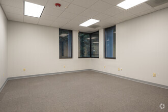 400 Vestavia Pky, Birmingham, AL for lease Interior Photo- Image 2 of 5