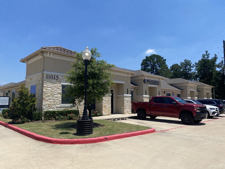 11015 Northpointe Blvd, Tomball, TX for lease - Building Photo - Image 2 of 10