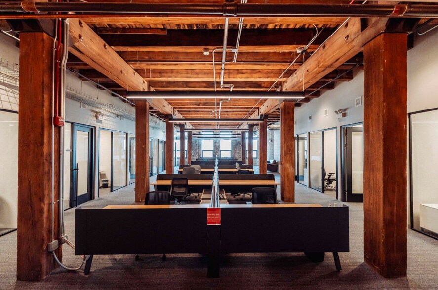 315 N Racine Ave, Chicago, IL for lease - Interior Photo - Image 3 of 13