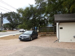 2222 Western Trails Blvd, Austin, TX for lease Interior Photo- Image 2 of 26