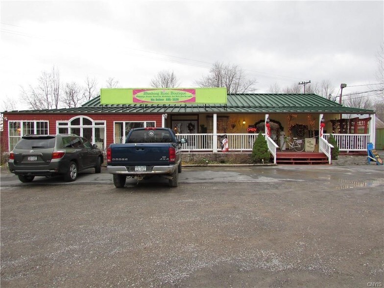 101 Volney St, Phoenix, NY for sale - Building Photo - Image 1 of 1