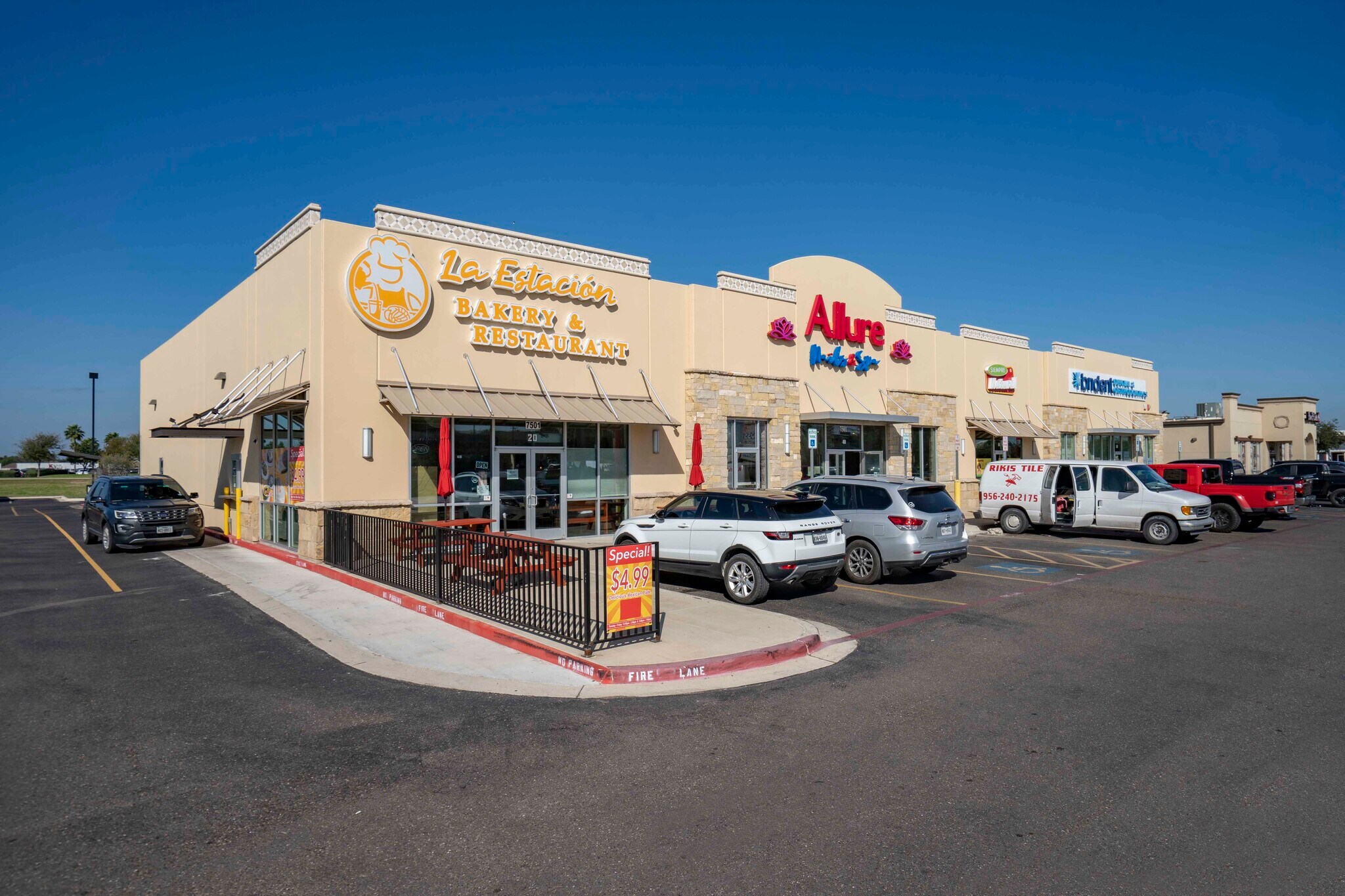 7501 N 10th St, McAllen, TX 78504