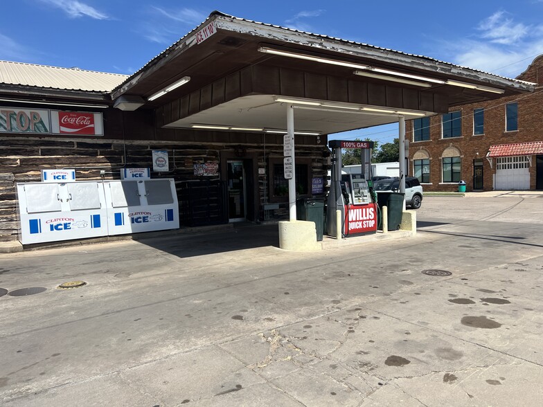 801 E St, Snyder, OK for sale - Building Photo - Image 1 of 1