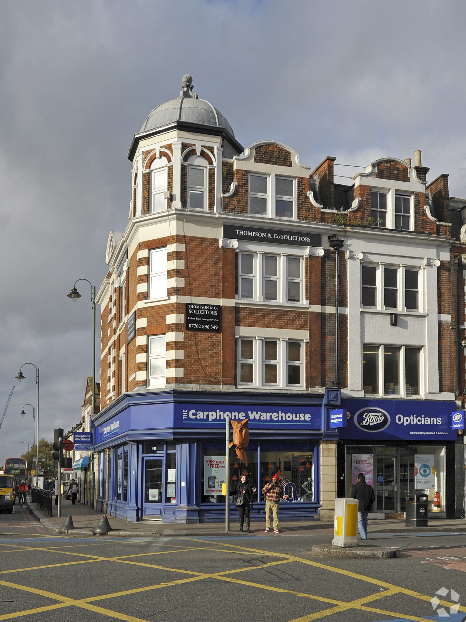 boots opticians tooting high street