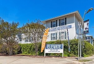 Elevate On Cascade - Student Housing