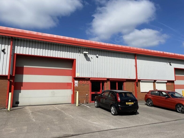 Lowfield Dr, Newcastle Under Lyme for sale - Building Photo - Image 1 of 1