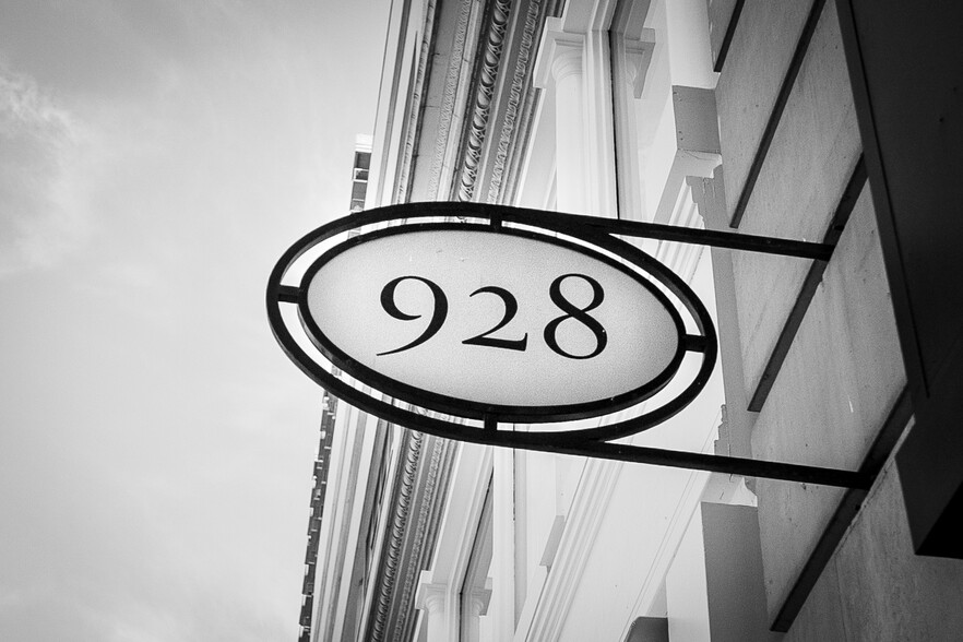 928 Broadway, New York, NY for lease - Building Photo - Image 3 of 3