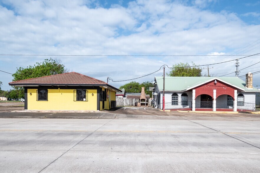 324 N Velasco Blvd, Freeport, TX for sale - Building Photo - Image 1 of 1