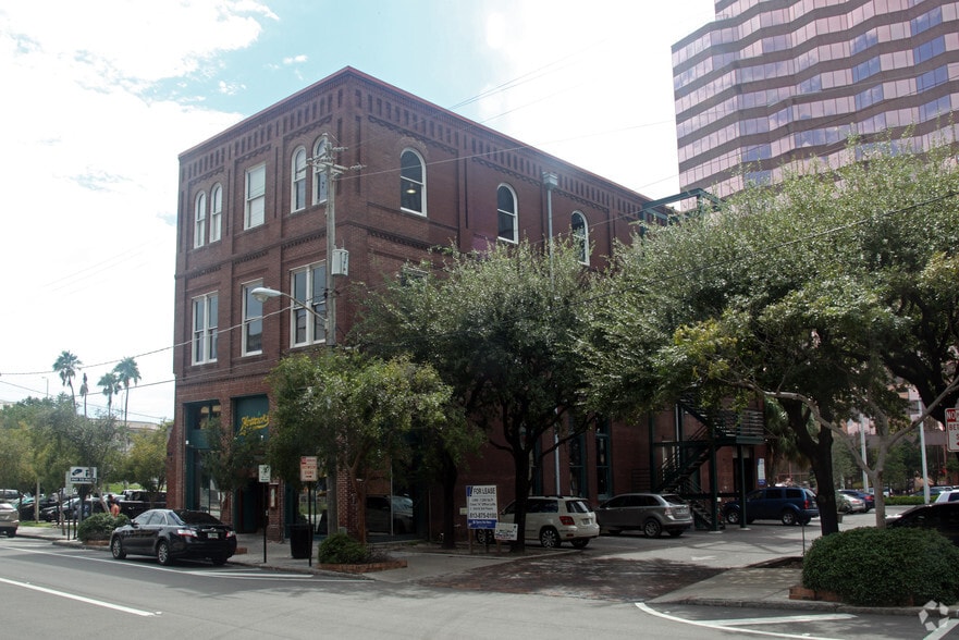 107 S Franklin St, Tampa, FL for lease - Building Photo - Image 3 of 3