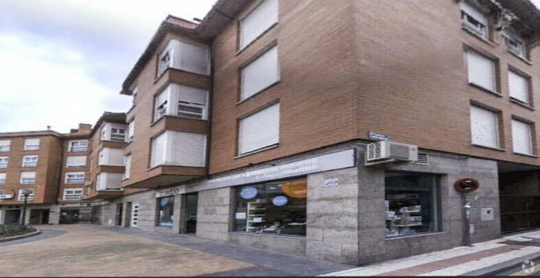 Getafe, MAD 28901 - Unit Puerta L2, Esc. 2 -  - Interior Photo - Image 1 of 1