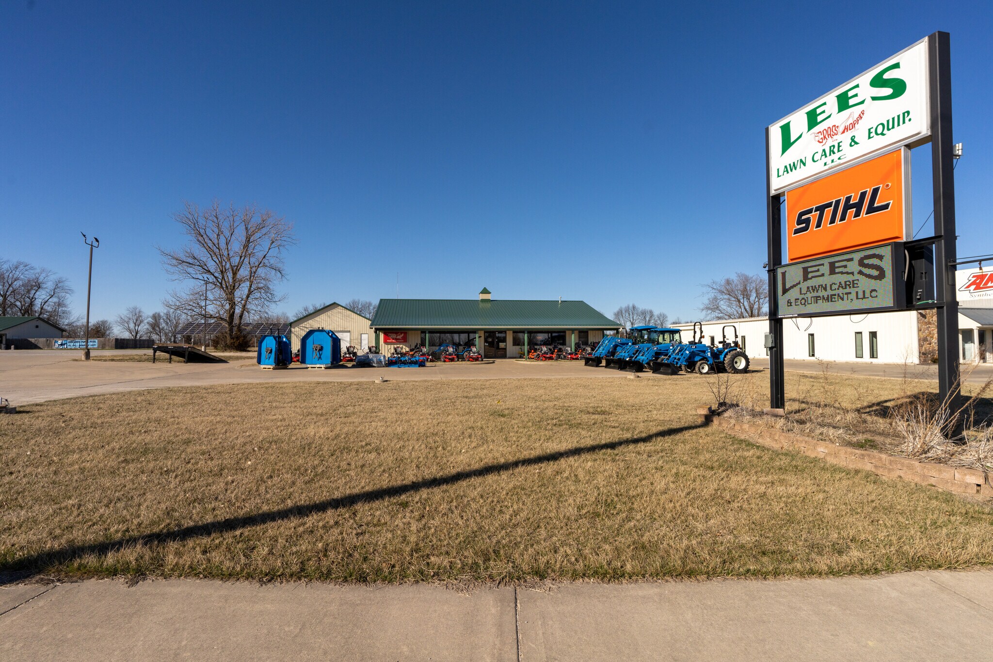 411 E Urbandale Dr, Moberly, MO 65270 Larry Lees