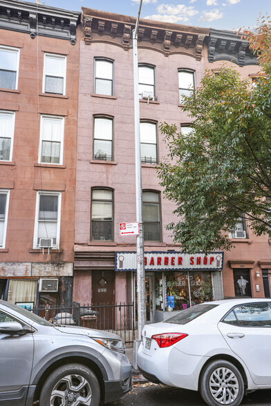 523 Henry St, Brooklyn, NY for sale - Building Photo - Image 1 of 28