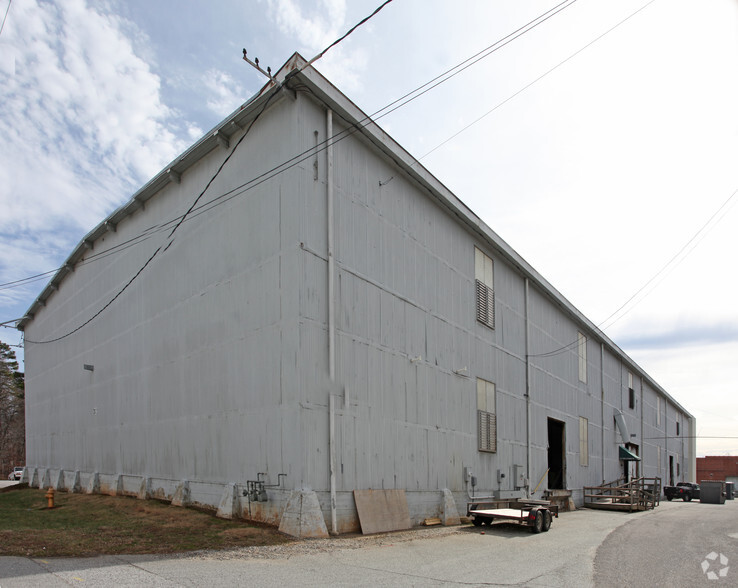 1031 E Mountain St, Kernersville, NC for sale - Primary Photo - Image 1 of 1