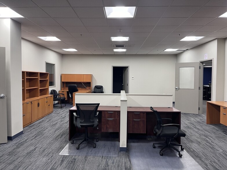 201 Kriebel Ave, Lansdale, PA for lease - Interior Photo - Image 3 of 5