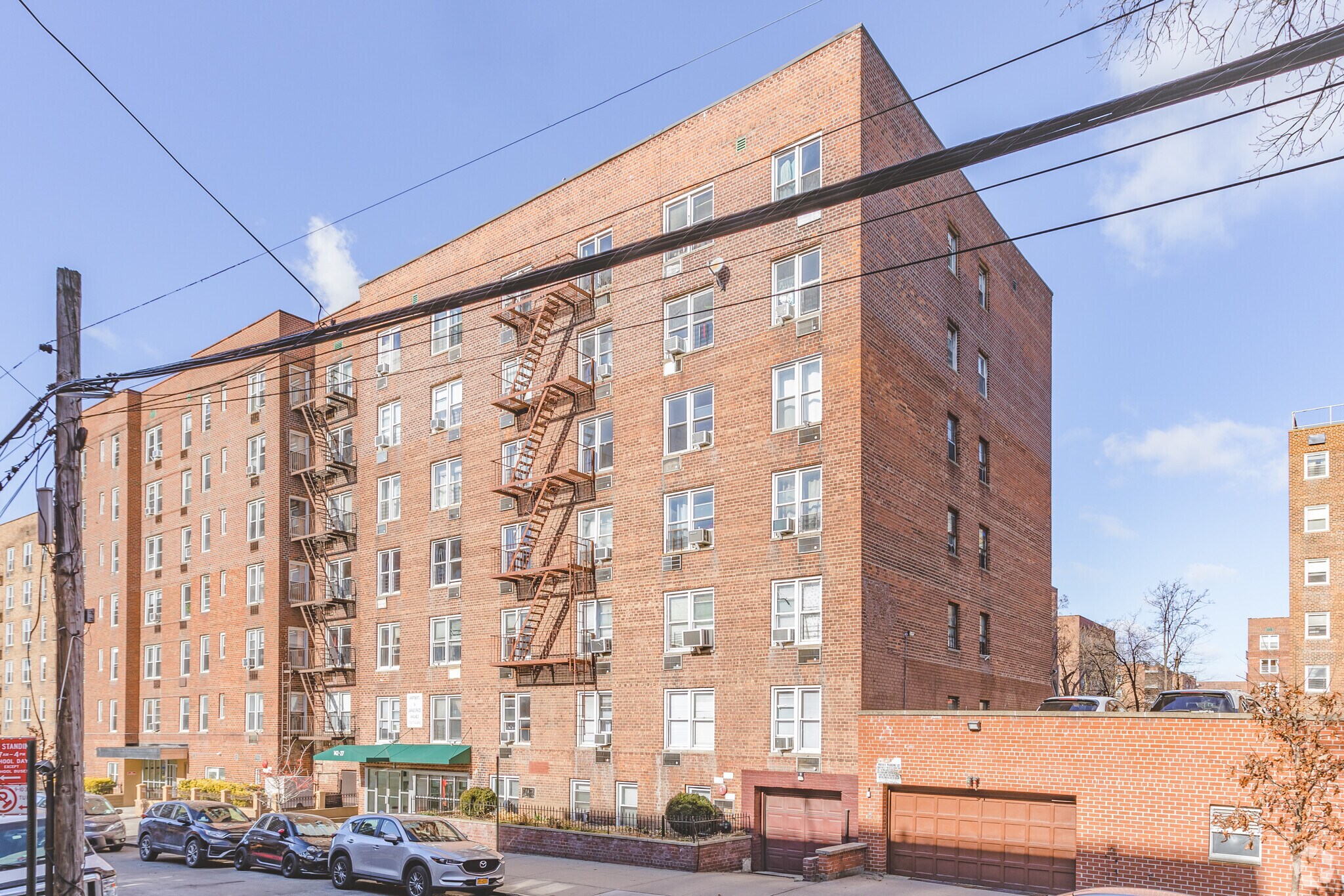 14227 Barclay Ave, Flushing, NY 11355