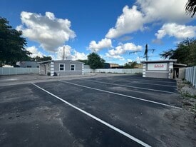 5615 Dawson St, Hollywood FL - Automotive Property