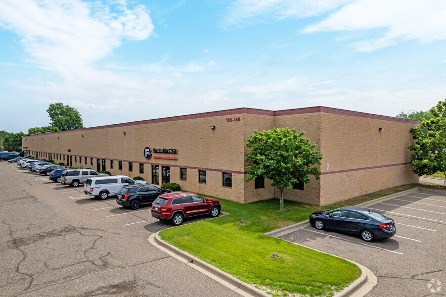 100-148 Osborne Rd NE, Fridley, MN for lease - Building Photo - Image 2 of 4