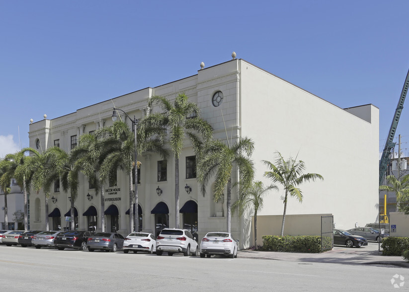 4119 Ponce De Leon, Coral Gables, FL for sale - Building Photo - Image 1 of 1