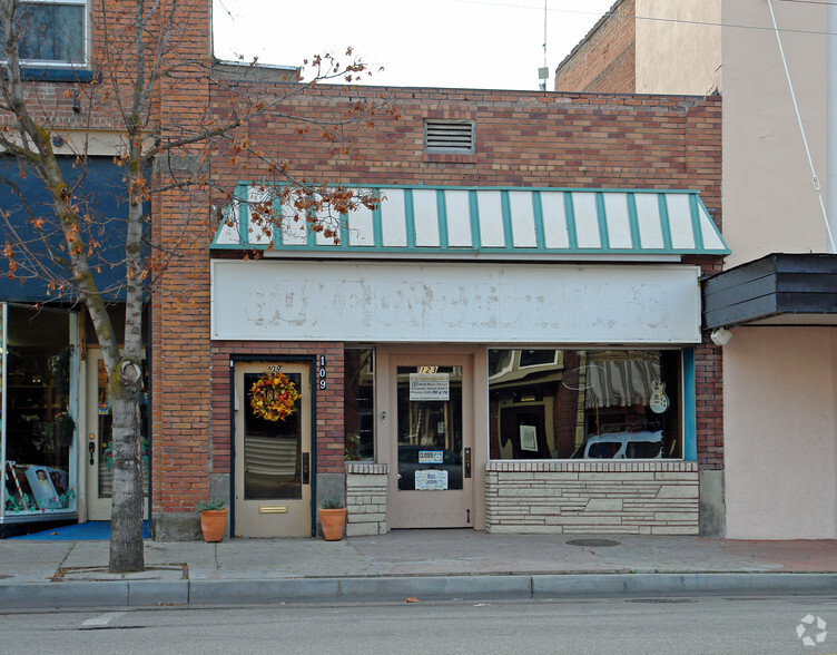 123 W Main St, Emmett, ID for sale - Primary Photo - Image 1 of 2