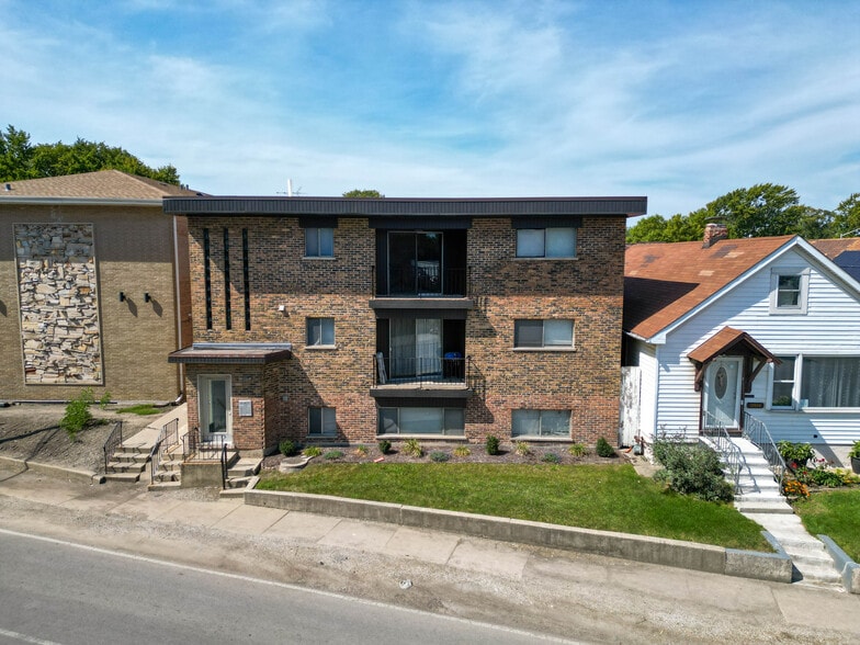 12510 Vincennes Rd, Blue Island, IL for sale - Primary Photo - Image 1 of 8