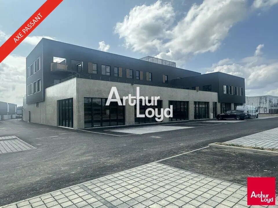 Flex in La Mézière for lease Building Photo- Image 1 of 8