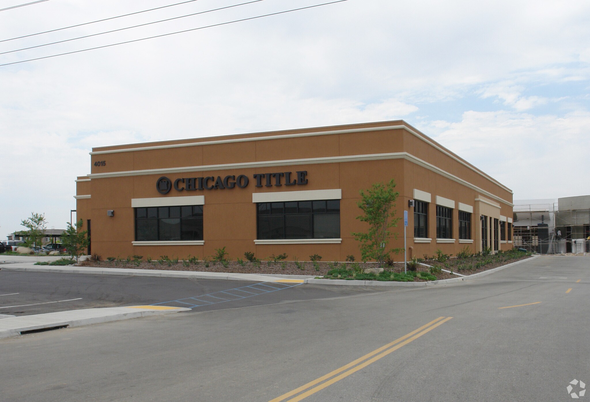 4015 Coffee Rd, Bakersfield, CA 93308 Coffee & Riverlakes Office