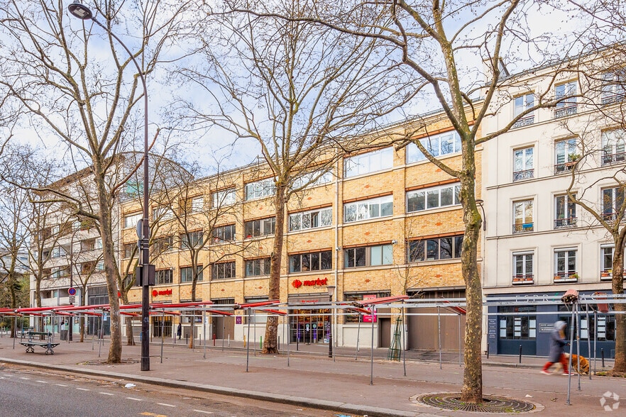 Coworking Space in Paris for lease - Building Photo - Image 3 of 3