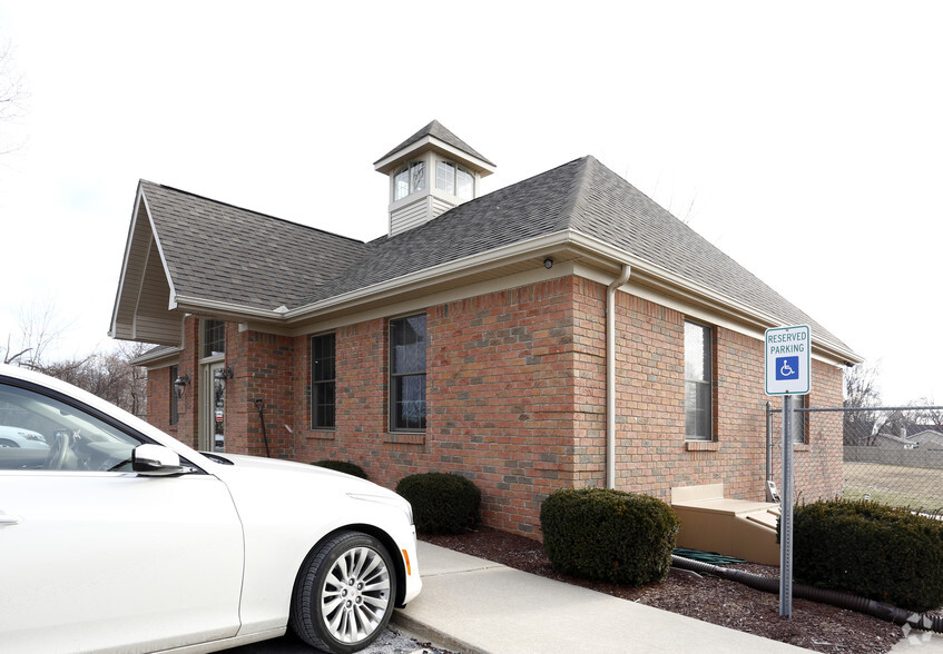 15366 S Dixie Hwy, Monroe, MI for sale - Primary Photo - Image 1 of 1