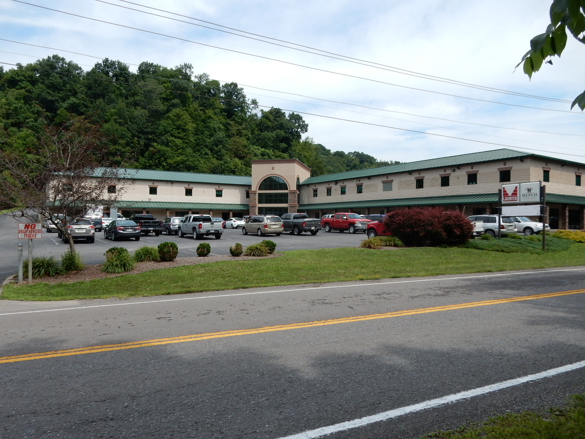 3736 Dents Run Rd, Morgantown, WV for sale Primary Photo- Image 1 of 1