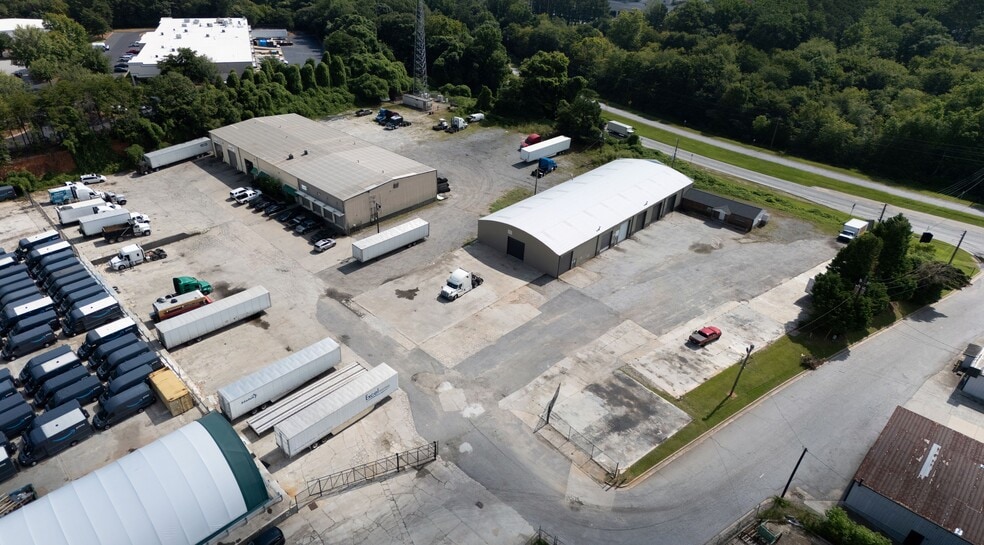 4851 Highway 85, Forest Park, GA for lease - Building Photo - Image 1 of 5