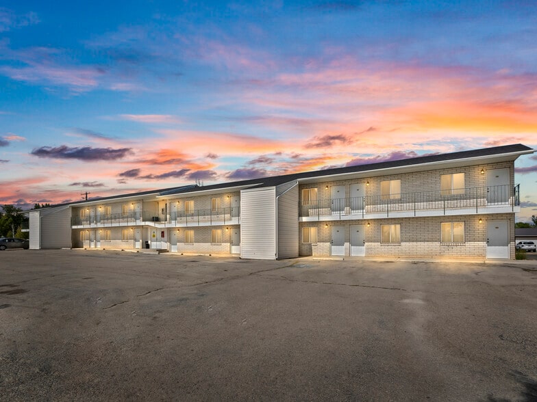 307 S Main St, Huntington, UT for sale - Building Photo - Image 2 of 35