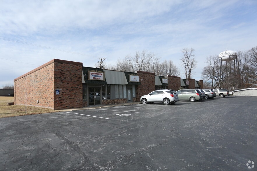 609-613 Westridge Dr, O'Fallon, MO for lease - Primary Photo - Image 1 of 7