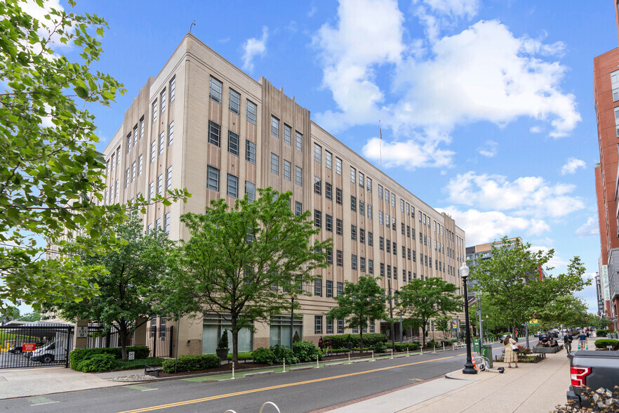 131 M St NE, Washington, DC for sale - Primary Photo - Image 1 of 1