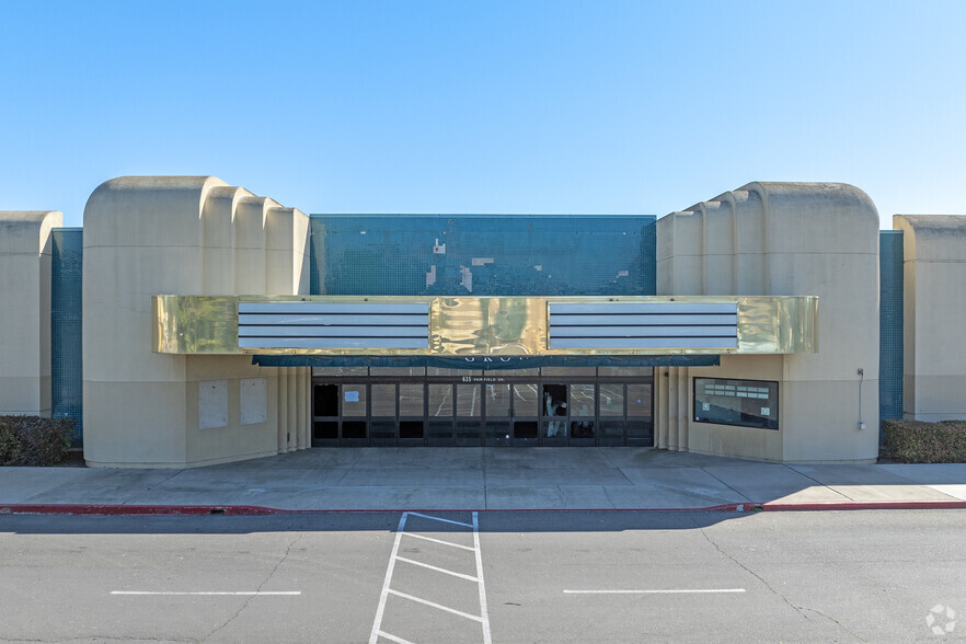 645 Fairfield Dr, Merced, CA for lease - Building Photo - Image 2 of 18