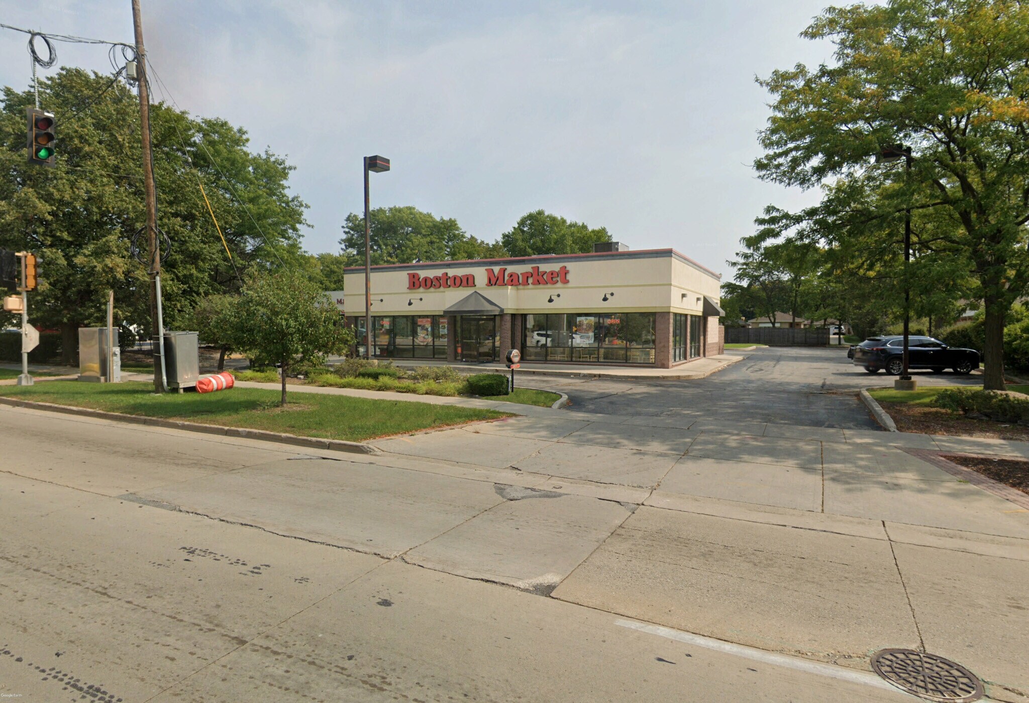 5470 N Port Washington Rd, Glendale, WI for sale Building Photo- Image 1 of 1