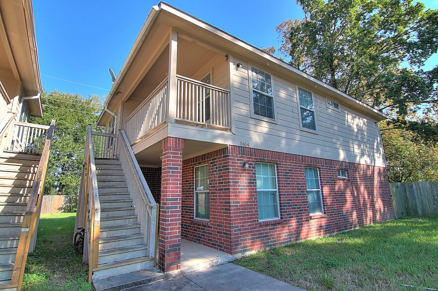 5616 Teague Rd, Houston, TX 77041