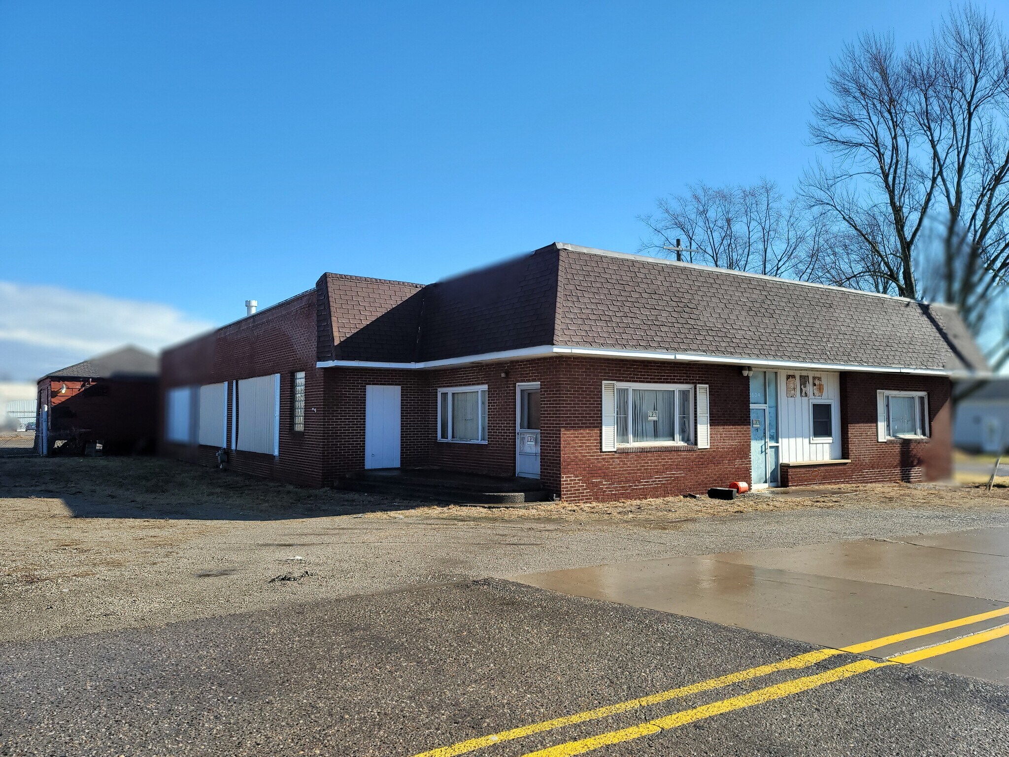 12604 Matthews Rd, Carleton, MI 48117